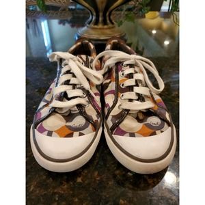 coach signature tennis shoes